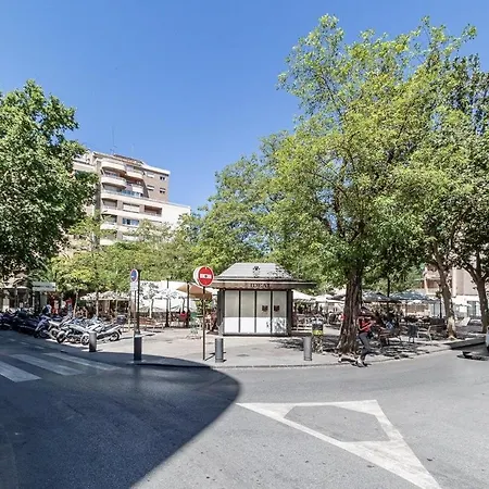 Grace - 3 Bedroom Centre Apartment Granada