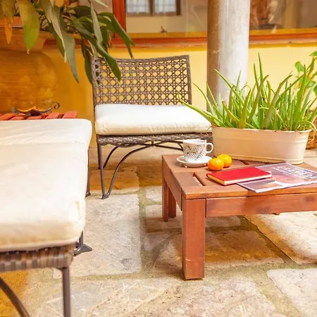 Alh Patio 公寓