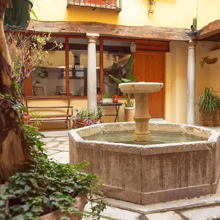 公寓 Alh Patio *