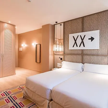 U-sense Centro 3*