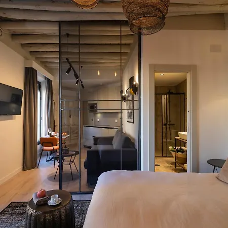 Home4u, Plaza Nueva 3 غرناطة
