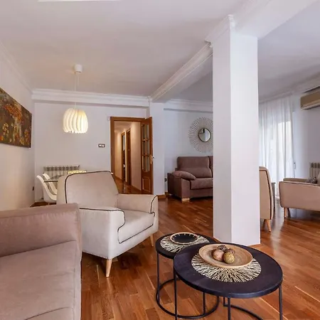 Apartament Mariana Pineda Centro *