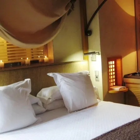 Hotel Oniria 4*