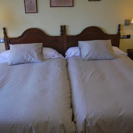 Hotell Encina Centenaria