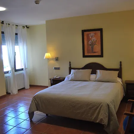 Encina Centenaria Hotell