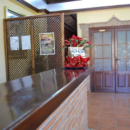 Encina Centenaria Hotell 2*