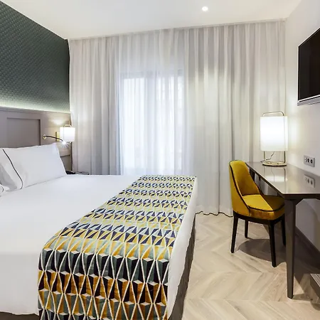 Eurostars Puerta Real Hotel