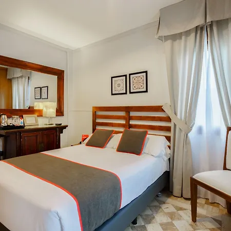Boutique Reina Mora Hotel