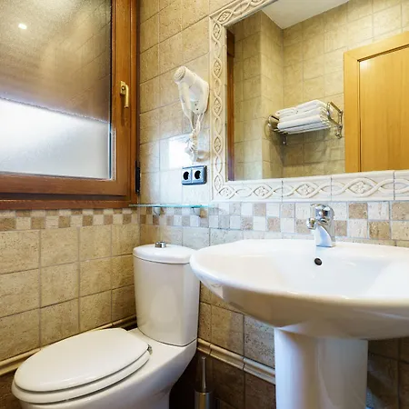 Boutique Reina Mora Hotel 2*