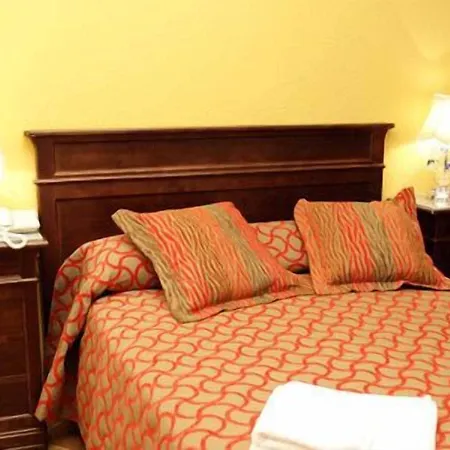 Almona Otel 2*