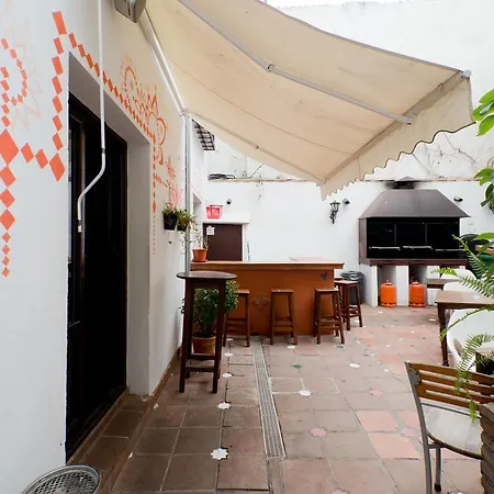Oasis Backpackers' Hostel
