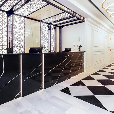 Eurostars Puerta Real Hotell
