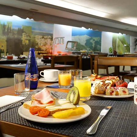 Exe Triunfo Hotel 4*