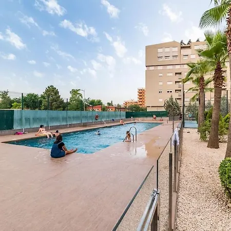 Moderno Con Piscina Y Parking *