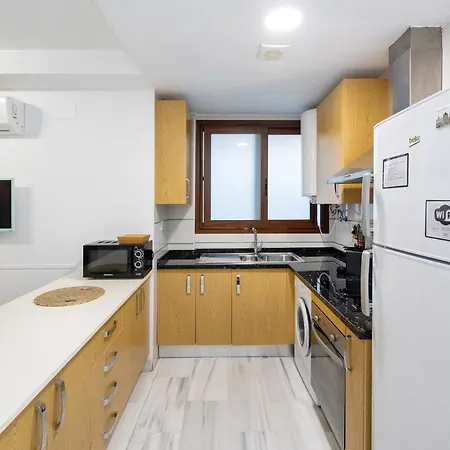 Grace - 3 Bedroom Centre * Granada