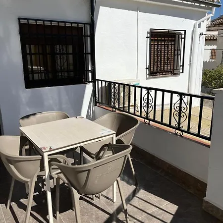 Сasa de vacaciones Preciosa Casa Soleada En Mirador Albaicin Granada