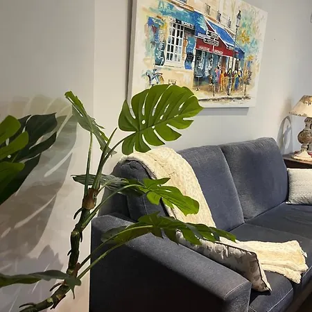 Apartamento Piso Junto Palacio Congresos Y Metro, Centrico Con Piscina *