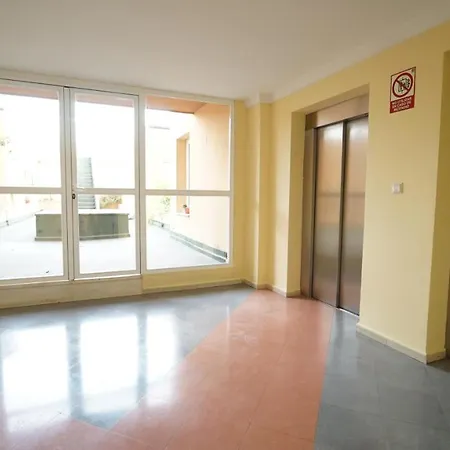 Mazza Aparts - El Serrallo Appartement