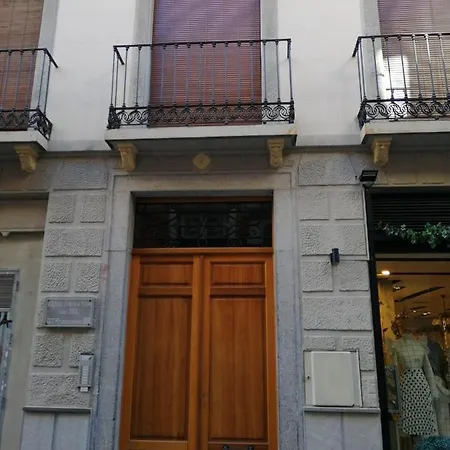 Piso 4 En En Centro - Catedral 아파트