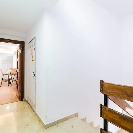 Wekey Homes Aben Humeya, Centro * Granada