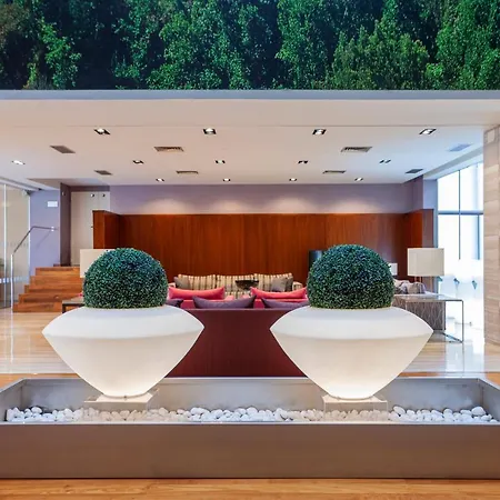 Macià Real De La Alhambra Hotel 4*
