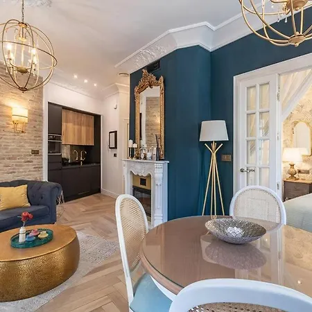 Ch Elvira Luxury * Granada
