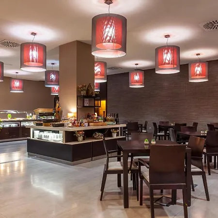 Macià Real De La Alhambra Hotel