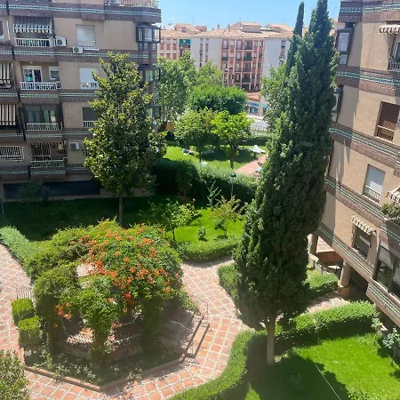 Piso Junto Palacio Congresos Y Metro, Centrico Con Piscina Apartamento *