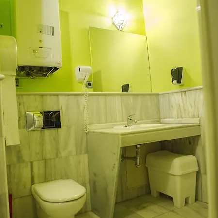 White Nest Hostel Grenada