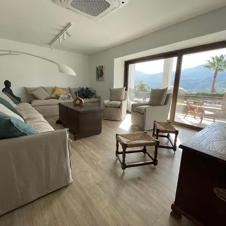 Cortijo Tayula-centro De Recuperacion Y Descanso