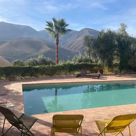 Cortijo Tayula-centro De Recuperacion Y Descanso *