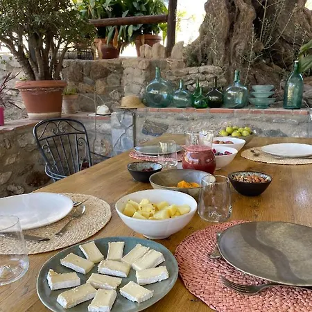 Cortijo Tayula-centro De Recuperacion Y Descanso