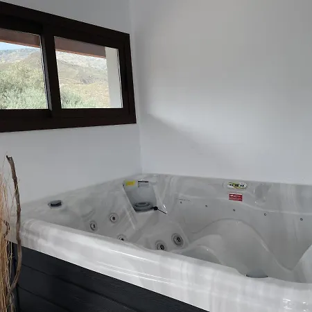 Cortijo Tayula-centro De Recuperacion Y Descanso *