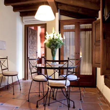 Charminghomesgranada Aljibe Antiguo Appartamento