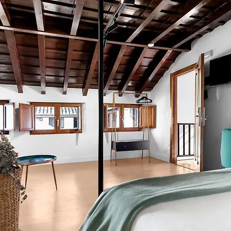 Hotel Mercader De Sedas