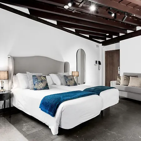 Mercader De Sedas Hotel