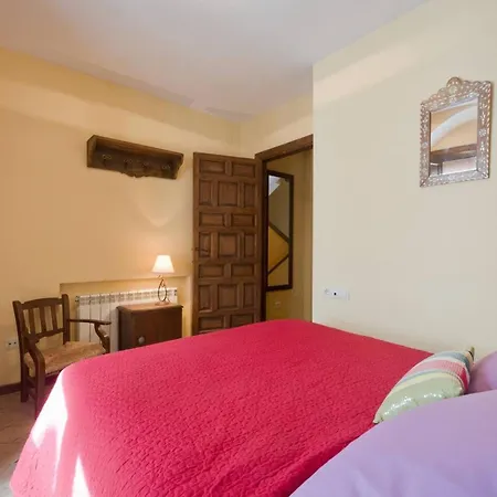 Comfortable House In With Private Parking * Granada