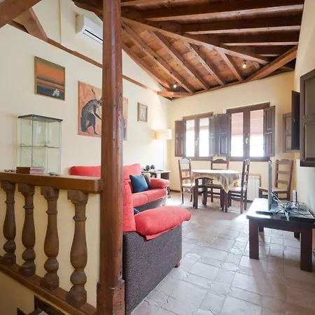 Comfortable House In With Private Parking * Granada