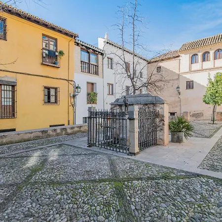 Gloria Bendita Apartament *
