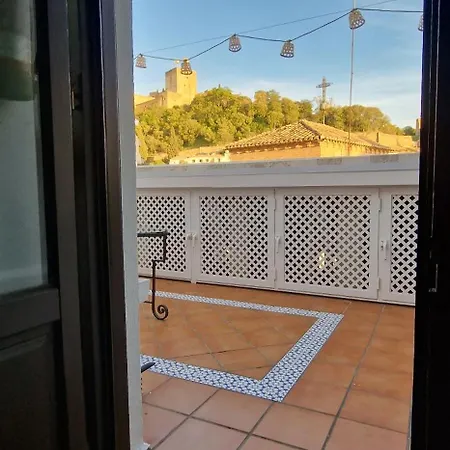 Adanar-apartamentos Muralla Ziri * 格拉纳达