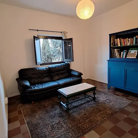 Private Apart For 4 Pax Apartment Granada