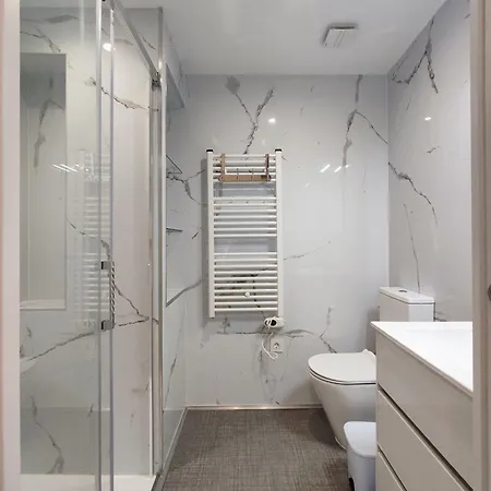 Appartement Ferola Homes