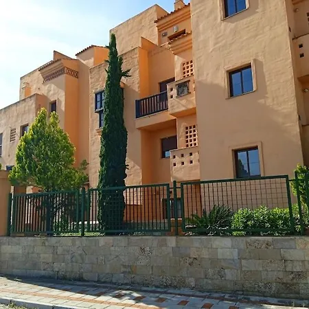 Pantano Del Cubillas Apartment