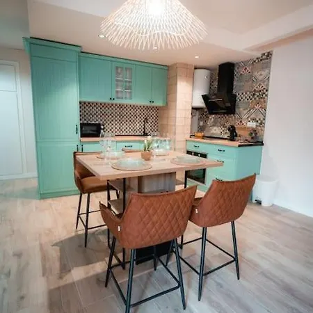 Apartment Qh Caldeleria Vieja