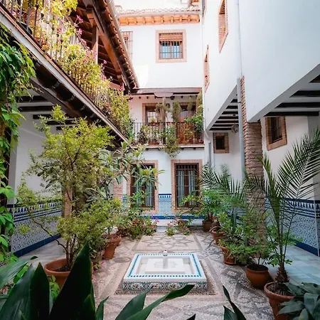 Qh Caldeleria Vieja Apartment *