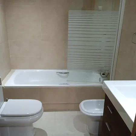 Pantano Del Cubillas Apartment