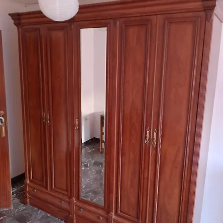 Homestay Habitacion Amplia Y Luminosa *