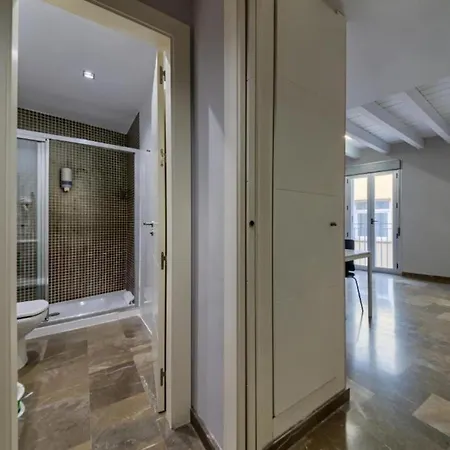 En Casco Historico Con Terraza Comunitaria Y Parking Opcional 아파트