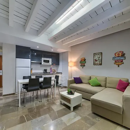 En Casco Historico Con Terraza Comunitaria Y Parking Opcional 그라나다