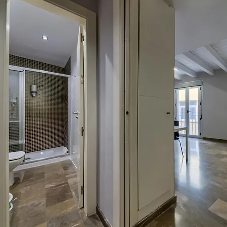 En Casco Historico Con Terraza Comunitaria Y Parking Opcional 아파트